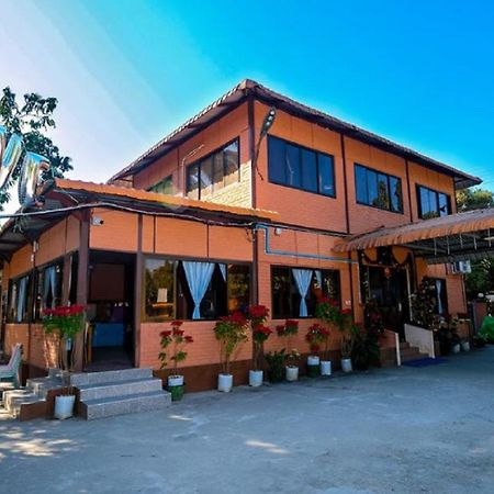 Wun Tawp Garden Hotel Myitkyinā Exterior foto