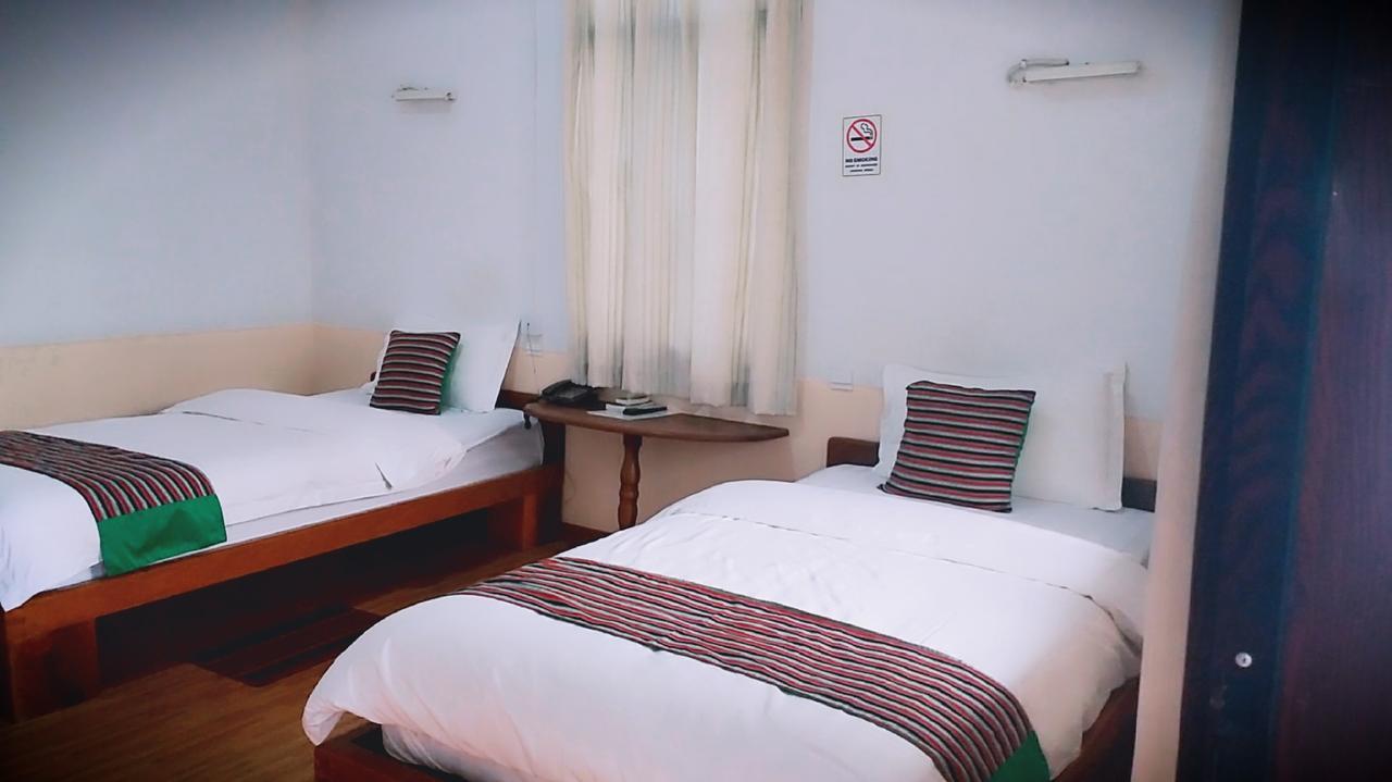 Wun Tawp Garden Hotel Myitkyinā Exterior foto